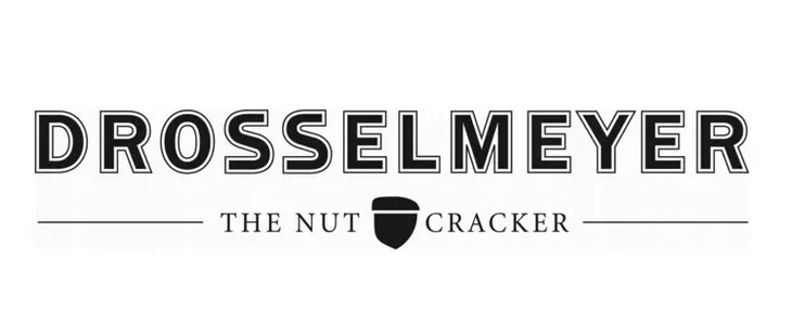 drosselmeyer-dziadek-do-orzechow-czerwony-cechy-dodatkowe-antyposlizgowe-uchwyty-wykonczenie-matowe