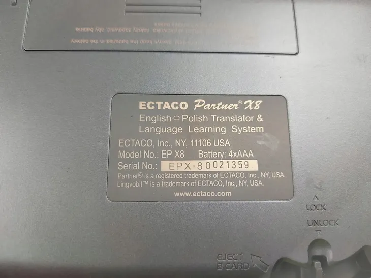 translator-ectaco-partner-ep-x8-marka-bez-marki
