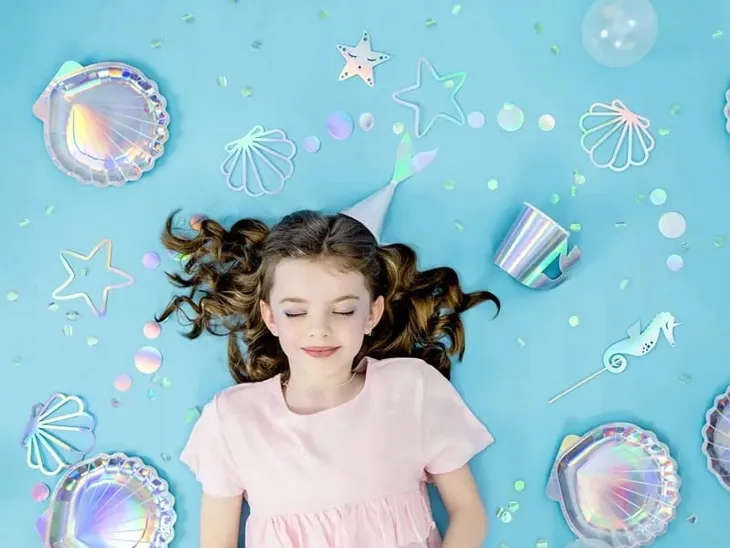 czapeczki-18cm-syrenka-opalizujace-1-op-6-szt-urodziny-roczek-kolor-wielokolorowy