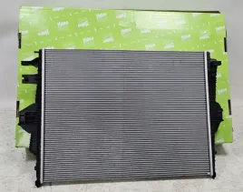 nowa-valeo-chlodnica-wody-volkswagen-touareg-ii-4-2-tdi-fsi-v8-701225