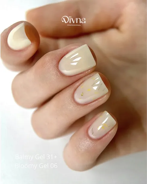 divna-bloomy-builder-gel-zel-budujacy-06-15-ml-stan-opakowania-oryginalne