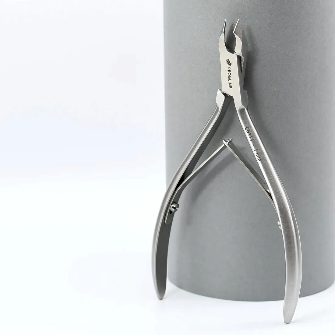 cazki-do-paznokci-progline-stan-nowy