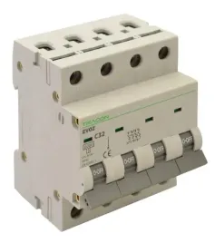 tracon-wylacznik-nadpradowy-charakterystyka-b-32a-4p-6ka-evoz4b32