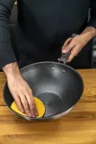 zwilling-joy-plus-wok-30-cm-joy-plus-stan-nowy-waga-z-opakowaniem-2-97-kg