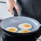 patelnia-ceramiczna-30-cm-eco-masterclass-rodzaj-tradycyjna