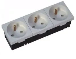 aks-3bp0-gniazdo-3x2p-z-bez-blokady-biale-339003