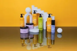 szampon-do-wlosow-kreconych-wysokoporowe-oczyszczajacy-z-mocznikiem-twisty