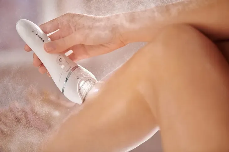 depilator-philips-bre-710-00-zasilanie-akumulatorowe