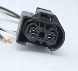 wtyczka-wody-2pin-mercedes-bmw-kostal-pompy-powietrza-wtornego