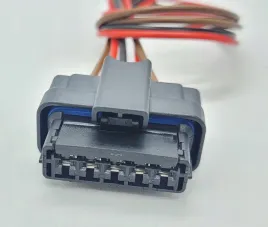 wtyczka-gniazdo-lampy-peugeot-citroen-led-silnika-regulacji-lampy-renault