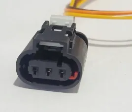 obudowa-wtyczki-50390566-wtyczka-kostka-gm-ford-3pin