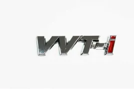 vvti-toyota-emblemat-znaczek-napis-znak