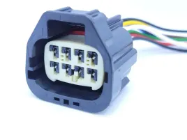 wtyczka-pompy-paliwa-lampy-kierunkowskazu-ford-volvo-8pin-tylna