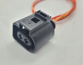 wtyczka-28-2-pin-z-przewodami-vw-audi-czujnika