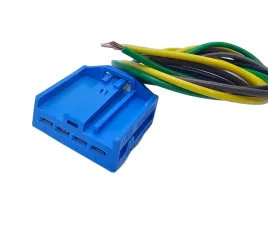 wtyczka-lampy-tyl-bmw-4pin-e46-e60-e90-e81-e36-g05-g07-oryginalna-wiazka