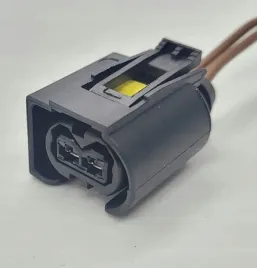 wtyczka-bmw-mercedes-2pin-wtryskiwacza-bosch-kostal