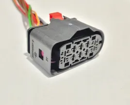 wtyczka-lampy-mercedes-c-a-cls-cla-gla-14pin-led-full-kostka-wiazka