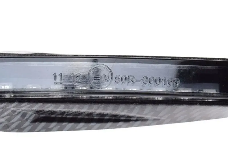 kierunkowskazy-9x-led-carbon-dynamiczne-2szt-stan-nowy