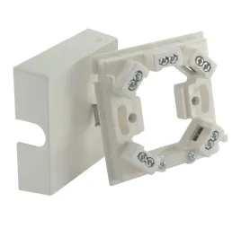 puszka-do-kuchenek-80x80x25mm-had01-5-zac-6mm2-simet