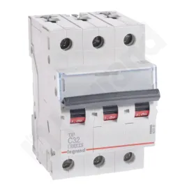 wylacznik-nadpradowy-3p-c-32a-6ka-ac-s303-tx3-legrand-403548