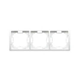 ramka-3-krotna-bialy-simon-basic-standard