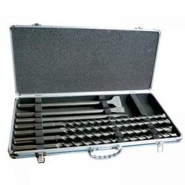 makita-zest-dlut-i-wiertel-sds-max-7cz