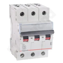 wylacznik-nadpradowy-3p-d-32a-6ka-ac-s303-tx3-legrand-403758