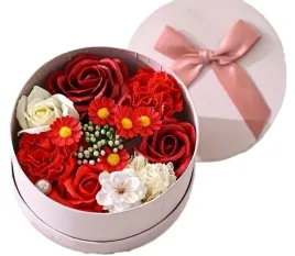 roze-kwiaty-mydlane-mix-bukiet-prezent-imieniny-i-urodziny-flowerbox