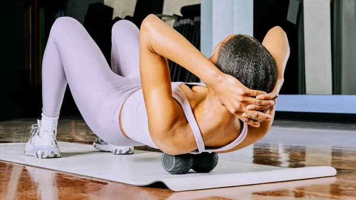 masazer-roller-therabody-waveduo-czarny-stan-nowy-waga-z-opakowaniem-1-29-kg