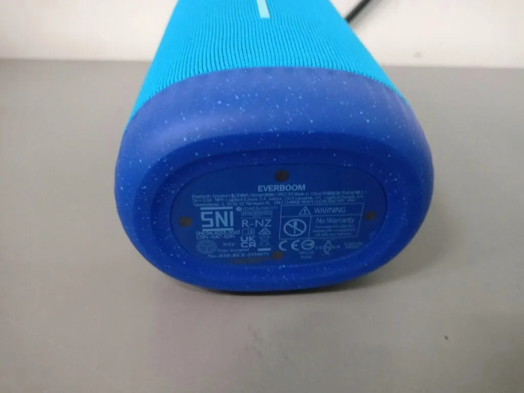 glosnik-ultimate-ears-everboom-niebieski-stan-powystawowy