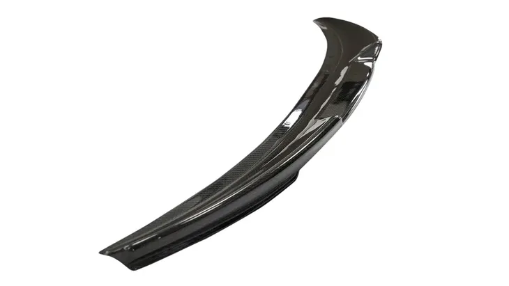 lotka-bmw-3-e92-lip-carbon-stan-nowy-strona-zabudowy-tyl