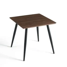 stol-do-jadalni-kwadratowy-80-cm-w-kolorze-orzech-na-czarnych-nogach-loft