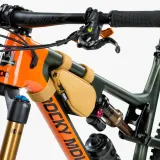 torba-na-rame-rowerowa-evoc-multi-frame-pack-07l-loam-102803604-s-wysokosc-8-cm