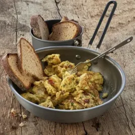liofilizat-trek-n-eat-jajecznica-z-cebula-125-g