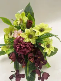 kompozycja-kwiaty-na-grob-cmentarz-bukiet-doniczka-sztuczne-kwiaty