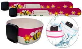 wodoodporna-opaska-identyfikacyjna-dla-dziecka-na-reke-numer-telefonu-basen