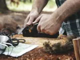 ostrzalka-pivot-pro-knife-and-tool-sharpener-rodzaj-z-weglika-wolframu
