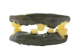 sztuczne-zeby-czarownicy-wiedzmy-nakladki-lateksowe-halloween