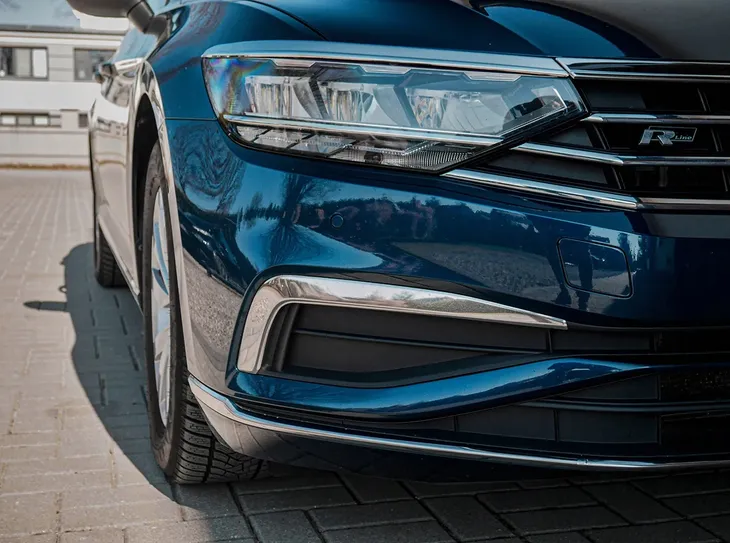 ramki-halogenow-vw-passat-b8-2019-numer-katalogowy-producenta-7545103f-stan-nowy-producent-omtec