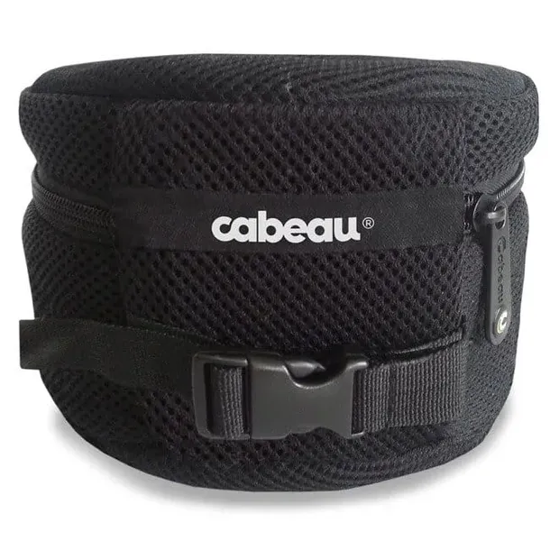 poduszka-podrozna-cabeau-tp-evolution-cool-czarna-cechy-dodatkowe-pianka-pamieciowa-welurowe-wykonczenie-zdejmowana-poszewka