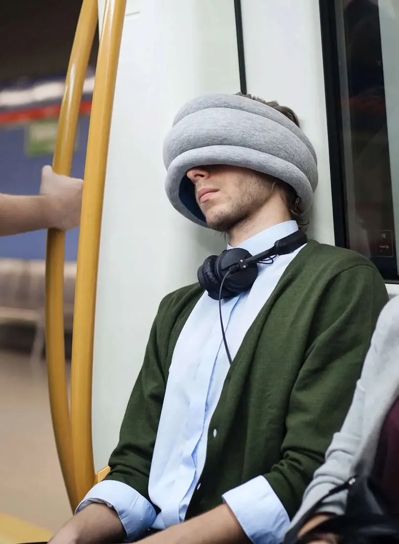 poduszka-do-drzemki-ostrichpillow-light-dreamstatic