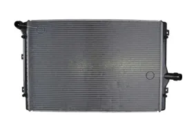 chlodnica-silnika-z-elementami-montazowymi-easy-fit-pasuje-do-audi-a3