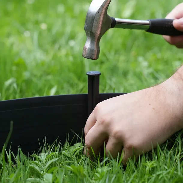 obrzeze-ogrodowe-10m-czarny-10cm-wysokie-trawnikowe-tworzywo-rolka-kotwy-wysokosc-produktu-10-cm