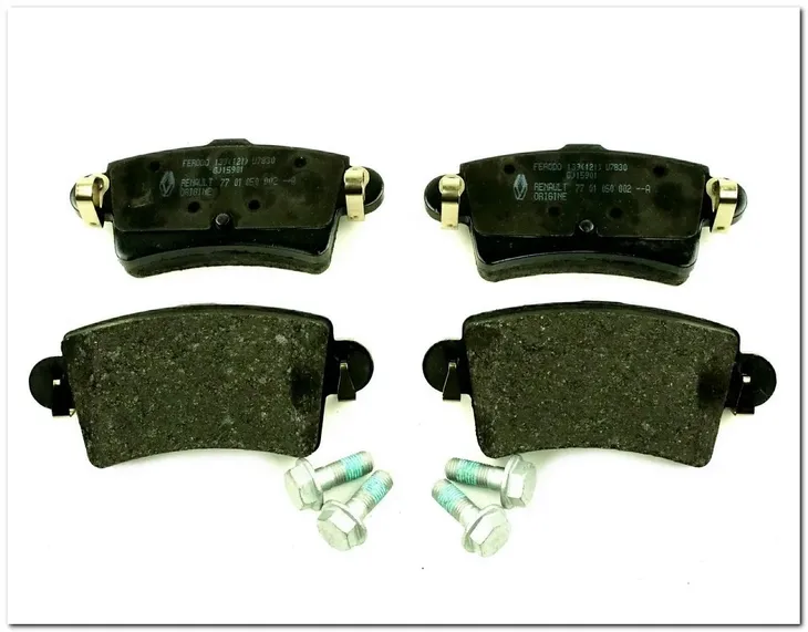 klocki-hamulcowe-tyl-renault-master-98-01-producent-czesci-bez-marki