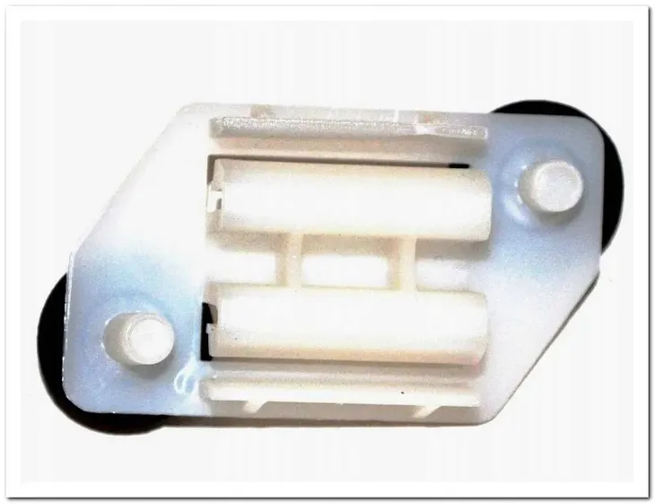 spinka-listwy-iveco-daily-06-producent-czesci-iveco-oe