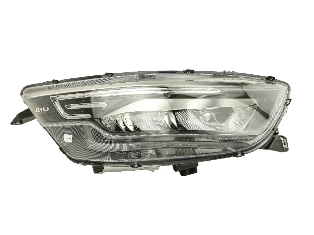 reflektor-ledowy-prawy-iveco-daily-19-stan-nowy