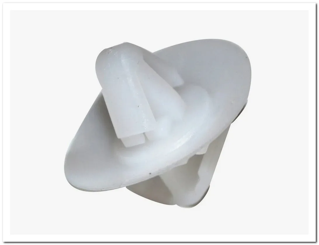 spinka-listwy-iveco-daily-06-