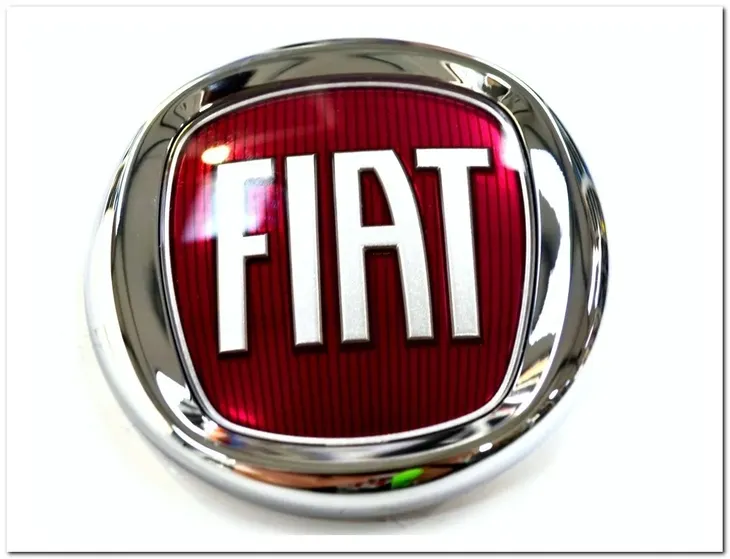 emblemat-przod-fiat-linea-07-marka-fiat