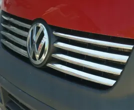 vw-t5-2004-2009-nakladki-listwy-na-grill-stal