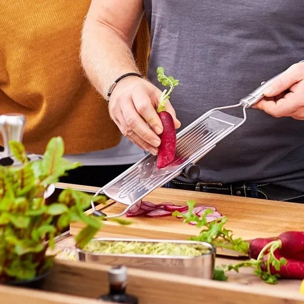 tarka-v-slicer-roesle-material-obudowy-metal